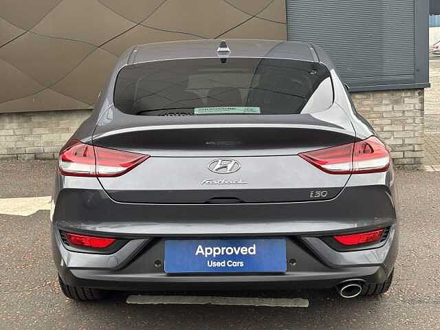 Hyundai i30 Fastback Premium 1.4 140PS 6MT