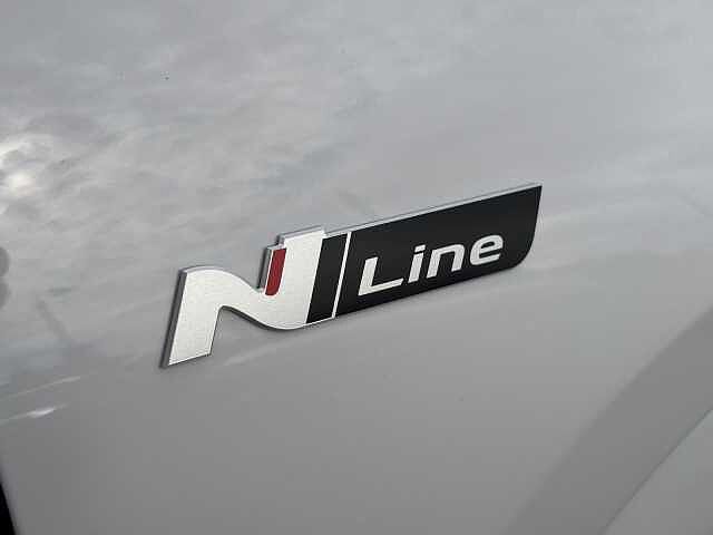 Hyundai TUCSON N Line 1.6 T-GDI HEV DCT Atlas White