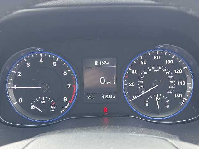 Hyundai KONA SE 1.0T 120PS 6MT