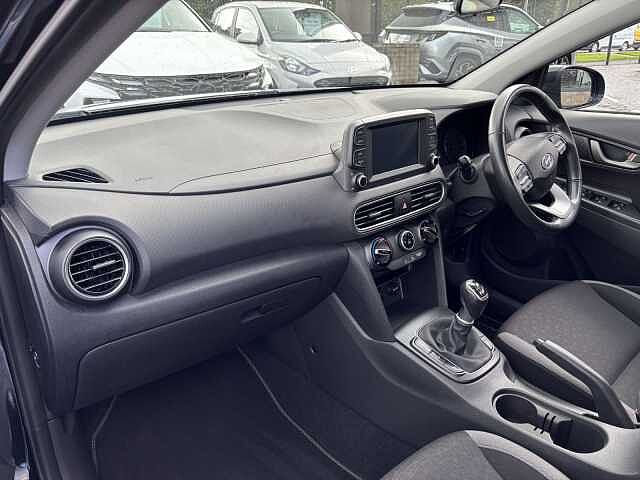 Hyundai KONA SE 1.0T 120PS 6MT