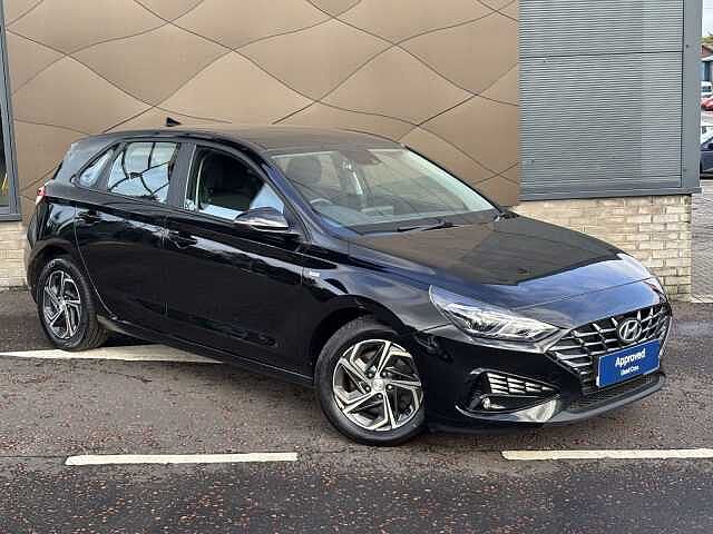 Hyundai i30 SE Connect 1.0T MHEV 120PS 6MT