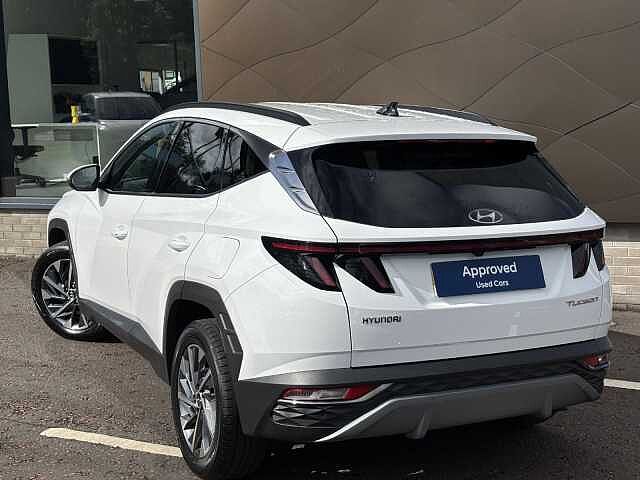 Hyundai TUCSON Premium WHITE