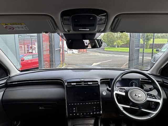 Hyundai TUCSON Premium WHITE