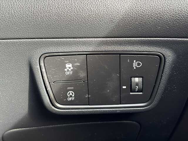 Hyundai TUCSON Premium WHITE