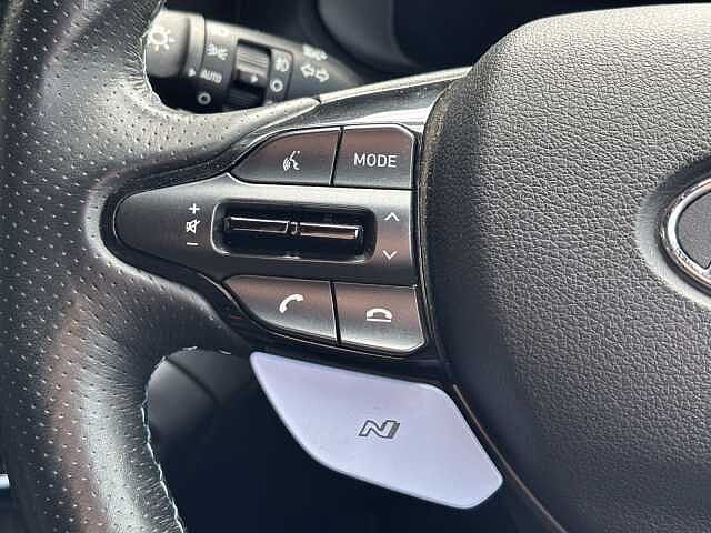 Hyundai i20 N 1.6 T-GDI 204PS 6MT