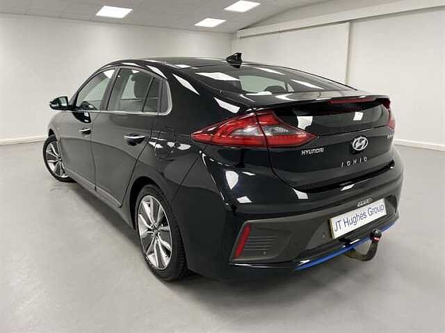 Approved Used Hyundai IONIQ Hybrid For Sale | Hyundai UK