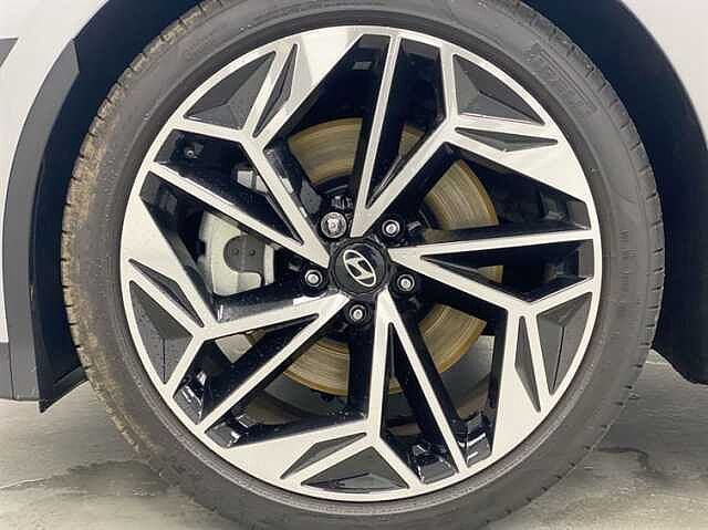 Hyundai IONIQ 6 168kW Ultimate 77kWh 4dr Auto SILVER