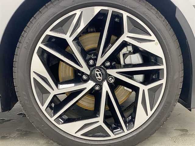 Hyundai IONIQ 6 168kW Ultimate 77kWh 4dr Auto SILVER