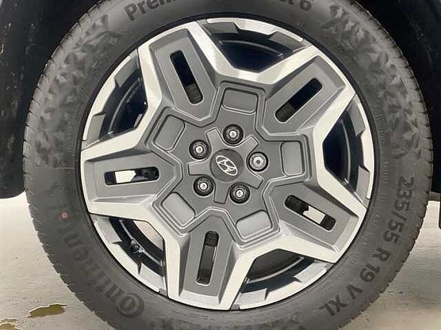 Hyundai SANTA FE 1.6 TGDi Plug-in Hybrid Ultimate 5dr 4WD Auto BLACK