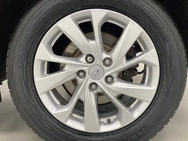 Hyundai TUCSON 1.6 GDi SE Nav 5dr 2WD RED