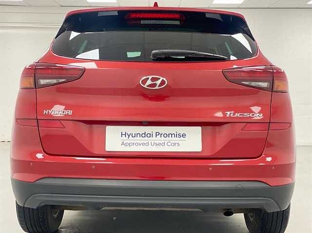 Hyundai TUCSON 1.6 GDi SE Nav 5dr 2WD RED