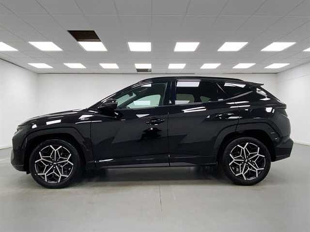 Hyundai TUCSON 1.6 TGDi 48V MHD N Line 5dr 2WD DCT BLACK