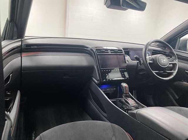 Hyundai TUCSON 1.6 TGDi 48V MHD N Line 5dr 2WD DCT BLACK