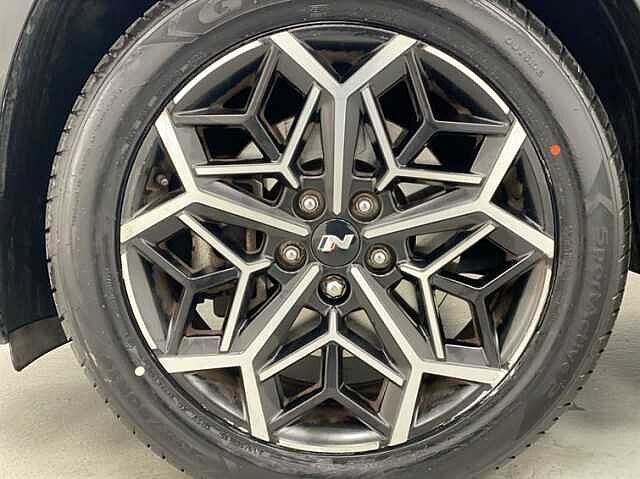 Hyundai TUCSON 1.6 TGDi 48V MHD N Line 5dr 2WD DCT BLACK