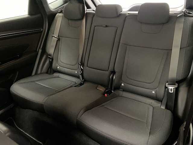 Hyundai TUCSON 1.6 TGDi 48V MHD SE Connect 5dr 2WD DCT RED