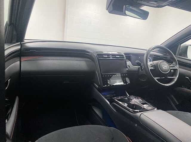 Hyundai TUCSON 1.6 TGDi Plug-in Hybrid N Line S 5dr 4WD Auto SILVER