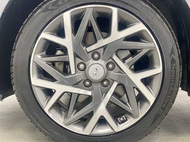 Hyundai KONA 1.6 GDi Hybrid Premium 5dr DCT GREY