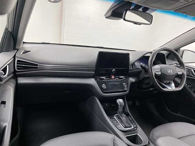 Hyundai IONIQ 1.6 GDi Hybrid Premium SE 5dr DCT