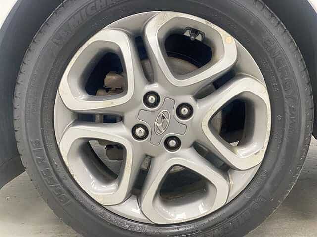 Hyundai I20 1.2 MPi Premium Nav 5dr