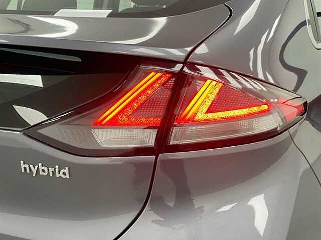 Hyundai IONIQ 1.6 GDi Hybrid 1st Edition 5dr DCT