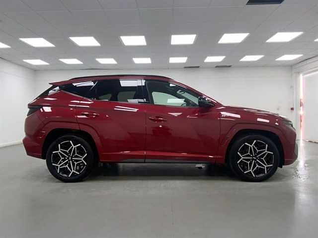 Hyundai TUCSON 1.6 TGDi N Line 5dr 2WD RED