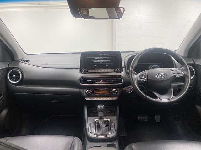 Hyundai KONA 1.6 GDi Hybrid Ultimate 5dr DCT RED