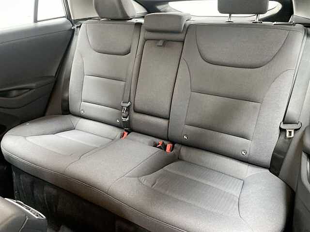 Hyundai IONIQ 1.6 GDi Hybrid 1st Edition 5dr DCT