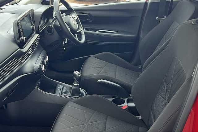 Hyundai BAYON 1.0 TGDi 48V MHEV SE Connect 5dr Dragon Red