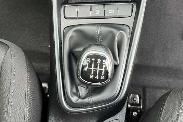 Hyundai BAYON 1.0 TGDi 48V MHEV SE Connect 5dr Dragon Red