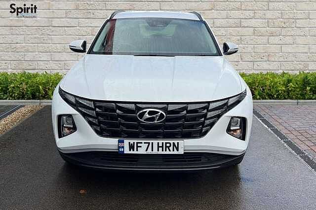 Hyundai TUCSON 1.6 TGDi Hybrid 230 SE Connect 5dr 2WD Auto Polar White