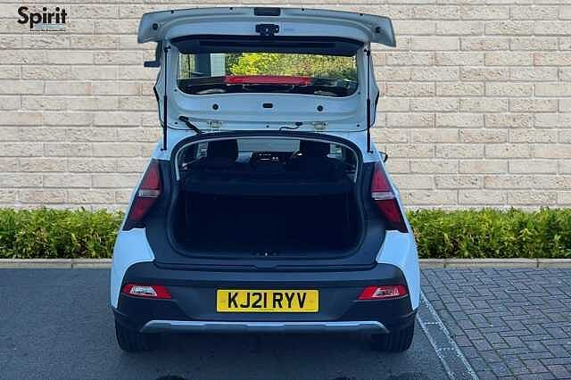 Hyundai BAYON 1.0 TGDi 48V MHEV SE Connect 5dr White