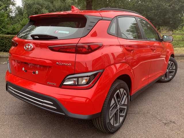 Hyundai KONA 100kW SE Connect 39kWh 5dr Auto Ignite Red