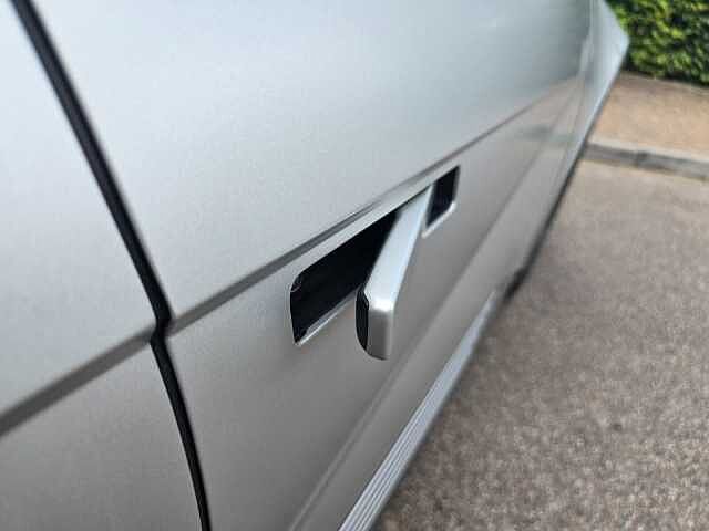 Hyundai IONIQ 5 168kW Ultimate 84 kWh 5dr Auto Gravity Gold