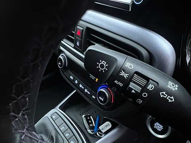 Hyundai I10 1.0 MPi Premium 5dr Auto White