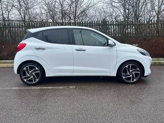 Hyundai I10 1.0 MPi Premium 5dr Auto White