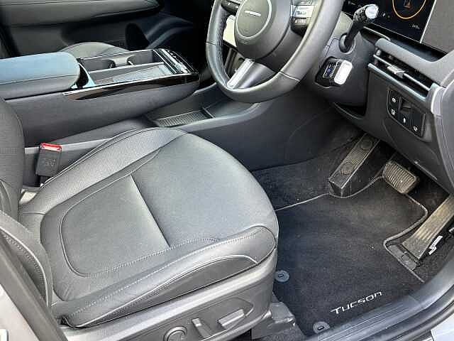 Hyundai TUCSON 1.6T Hybrid Ultimate 5dr Auto Shimmering Slvr