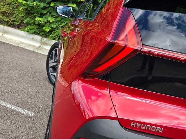 Hyundai BAYON 1.0 TGDi [120] 48V MHEV Premium 5dr DCT Dragon Red