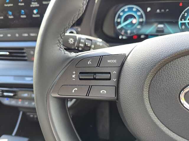 Hyundai BAYON 1.0 TGDi [120] 48V MHEV Premium 5dr DCT Dragon Red