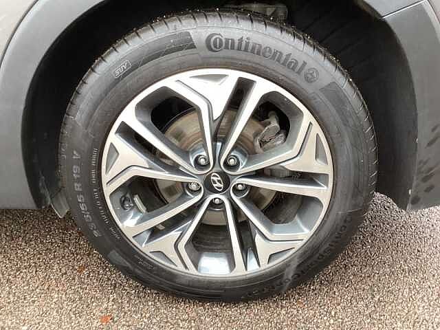 Hyundai Santa Fe 2.2 CRDi Premium SE 5dr 4WD Auto
