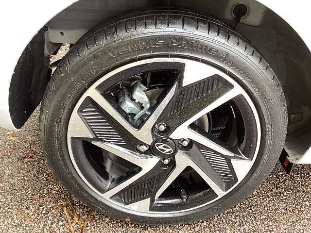 Hyundai I10 1.2 [79] Premium 5dr [Nav] Lumen Gray