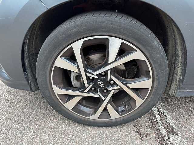 Hyundai KONA 1.0 TGDi 48V MHEV Ultimate 5dr Red