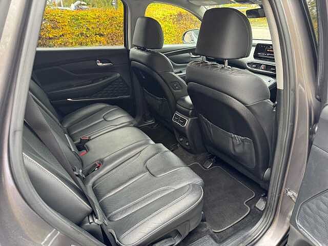 Hyundai SANTA FE 1.6 TGDi Hybrid Premium 5dr Auto Grey