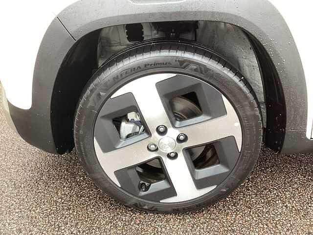 Hyundai INSTER 85kW 02 49kWh 5dr Auto Natural Ivory