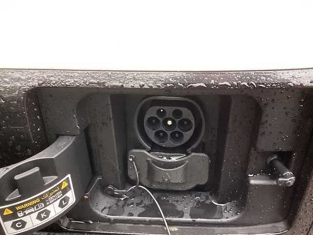 Hyundai INSTER 85kW 02 49kWh 5dr Auto Natural Ivory