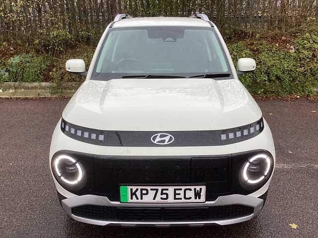 Hyundai INSTER 85kW 02 49kWh 5dr Auto Natural Ivory