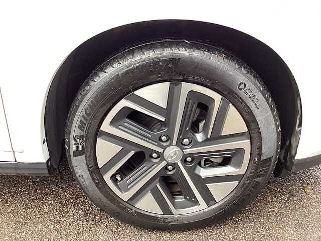 Hyundai KONA 150kW Ultimate 64kWh 5dr Auto Electric Hatchback White