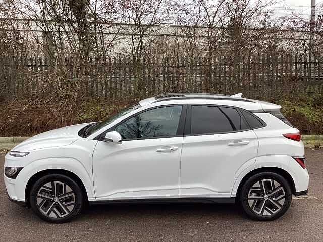 Hyundai KONA 150kW Ultimate 64kWh 5dr Auto Electric Hatchback White