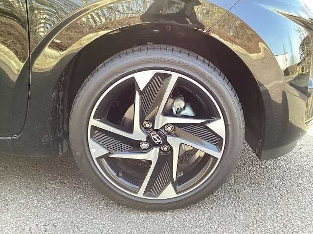 Hyundai I10 1.2 [79] Premium 5dr [Nav] Phantom Black