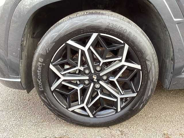 Hyundai TUCSON 1.6 TGDi Hybrid 230 N Line 5dr 2WD Auto Dark Knight
