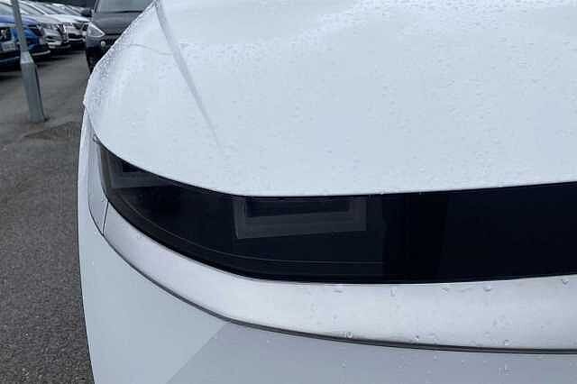 Hyundai IONIQ 5 E (217ps) Ultimate 73kWh RWD Atlas White